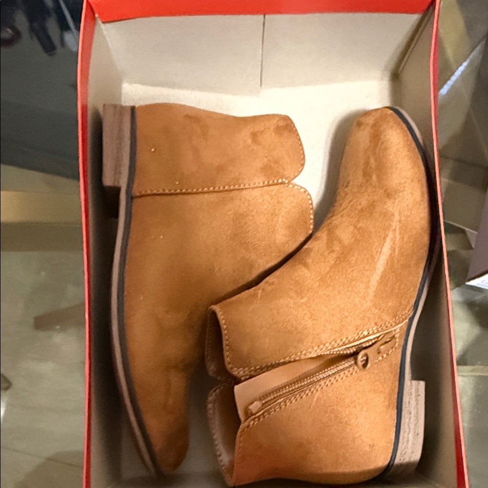 Cat & Jack Tan Kids Boots